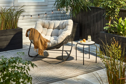 Outdoor Lounge Chair